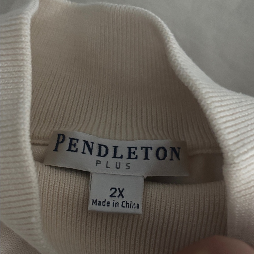 Pendleton Plus White Sweater - image 1